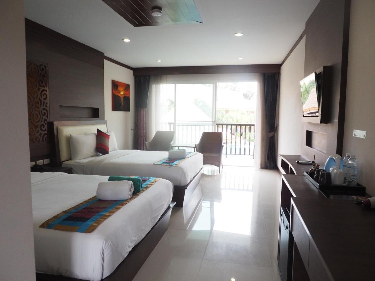 Курортный комплекс Chivatara Phuket - Sha 4*
